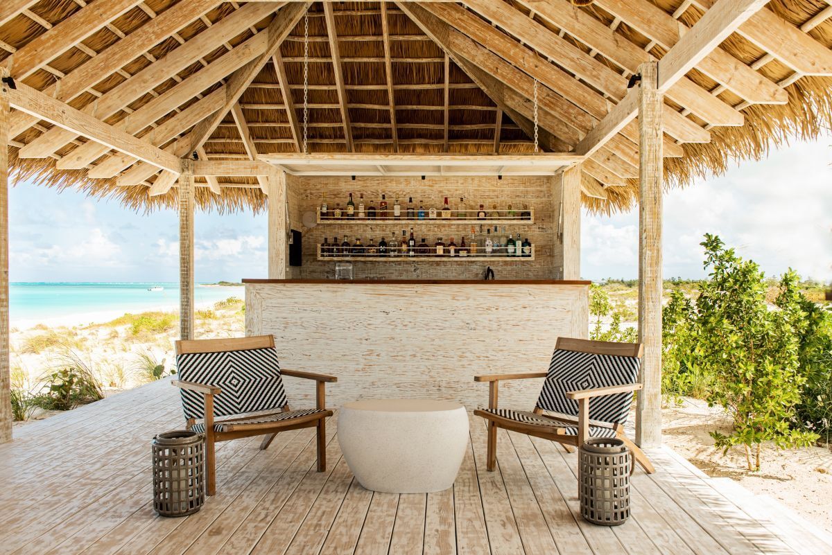 Pince Cay Tikki Time beach bar