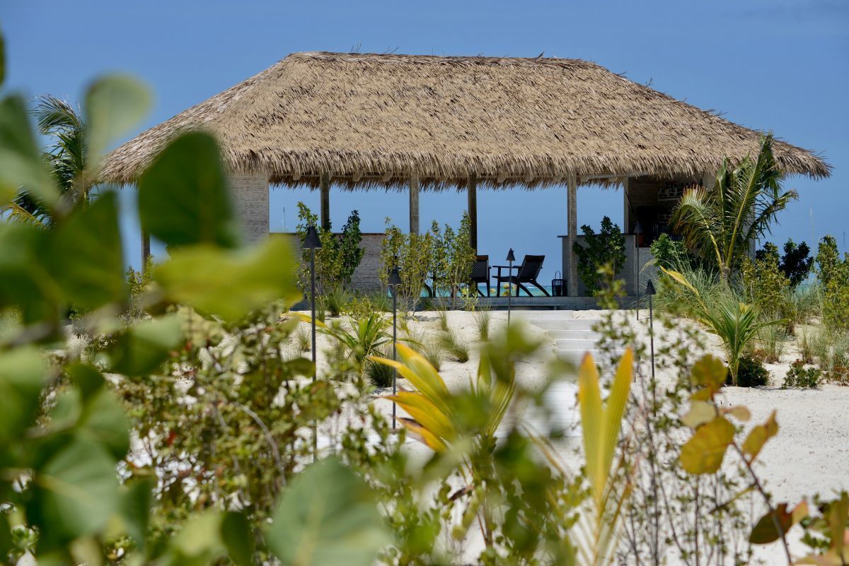 Pince Cay Tikki Time beach bar