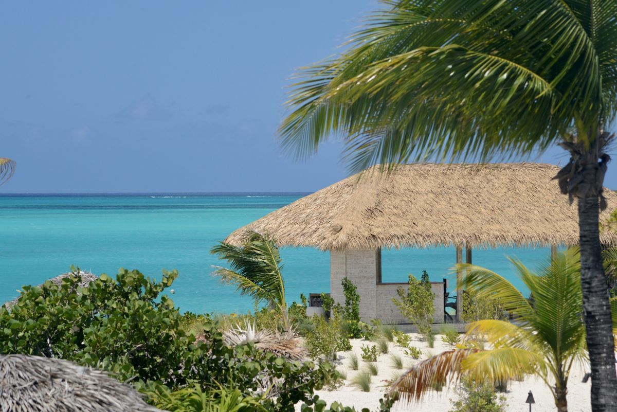 Pince Cay Tikki Time beach bar