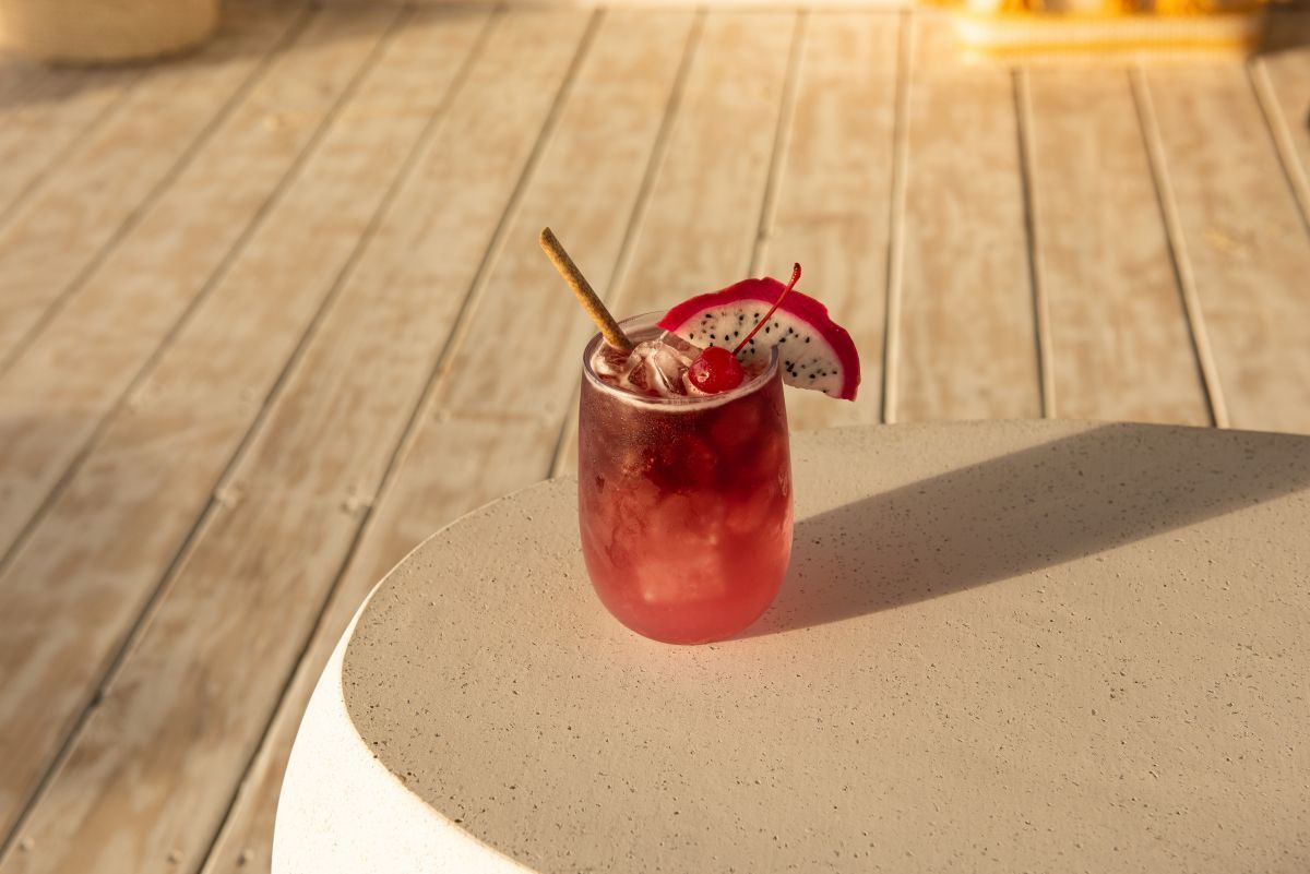 Pince Cay Tikki Time beach bar
